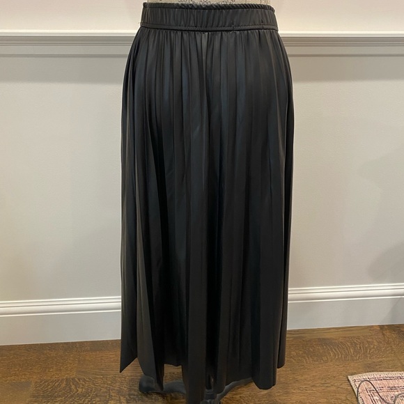 Sanctuary Vegan Leather Skirt - Picture 3 of 6